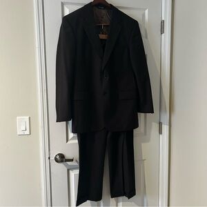 JOS. A. Bank signature collection Gordon dark brown wool suit. Size 41 RG.